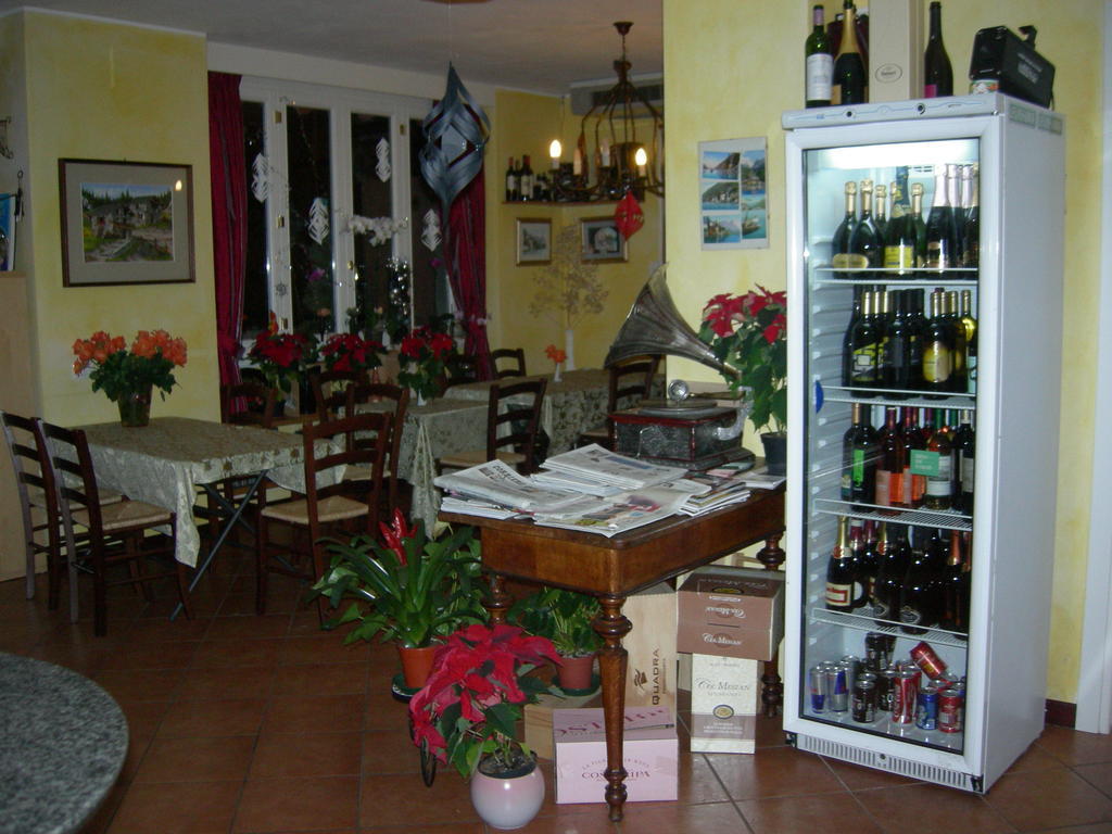 Caffe Del Viaggiatore Valsolda Ngoại thất bức ảnh