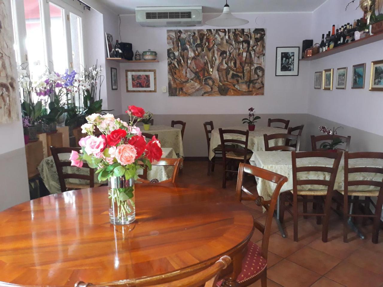 Caffe Del Viaggiatore Valsolda Ngoại thất bức ảnh